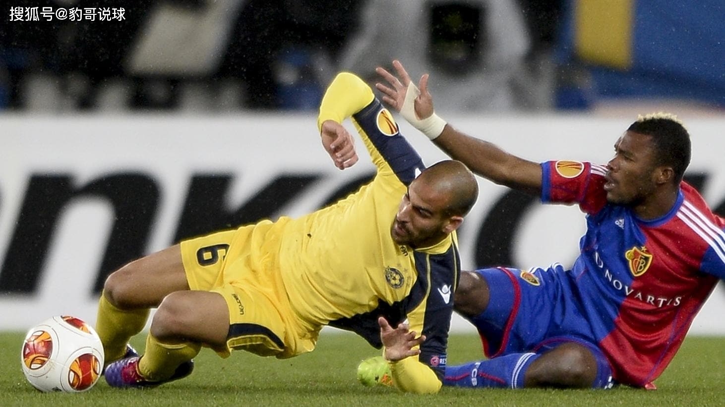 亚博体育-赛地聚焦:法甲训练课后热度飙升;马卡比特拉维夫更衣室发声;底气十足;临场指挥获称赞的简单介绍