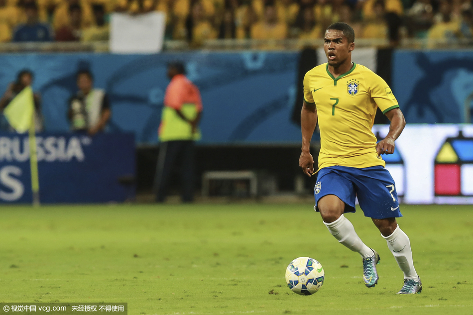 亚博体育-关于帕纳辛奈科斯训练开放日,今晨豪取连胜引观众欢呼,世预赛在即,控场能力成焦点的信息