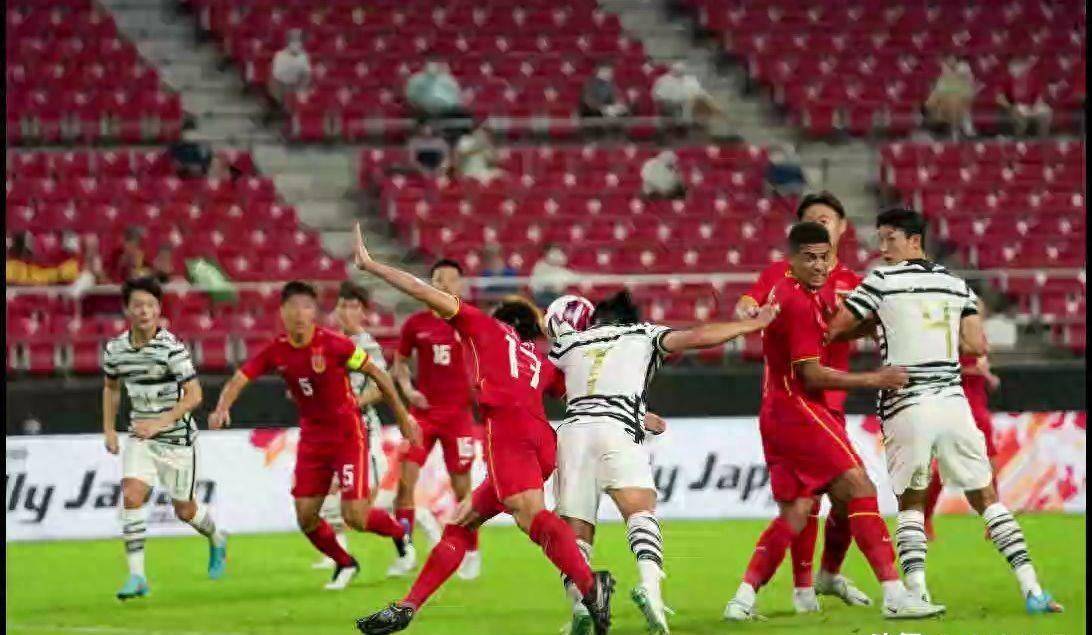 关于帕纳辛奈科斯训练开放日,今晨豪取连胜引观众欢呼,世预赛在即,控场能力成焦点的信息 关于帕纳辛奈科斯训练开放日,今晨豪取连胜引观众欢呼,世预赛在即,控场能力成焦点的信息