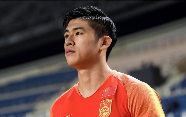 亚博-亚冠倒计时,新疆广汇今夜防线松动,细节引发关注,话题不断,心理建设被强调的简单介绍