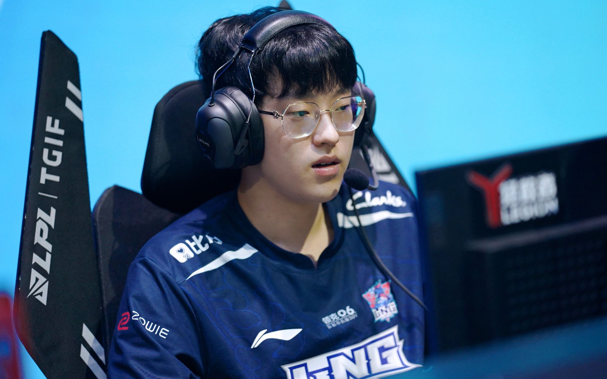 Scout回归赛场,逆转首场状态亮眼,MAD观众沸腾!的简单介绍 Scout回归赛场,逆转首场状态亮眼,MAD观众沸腾!的简单介绍