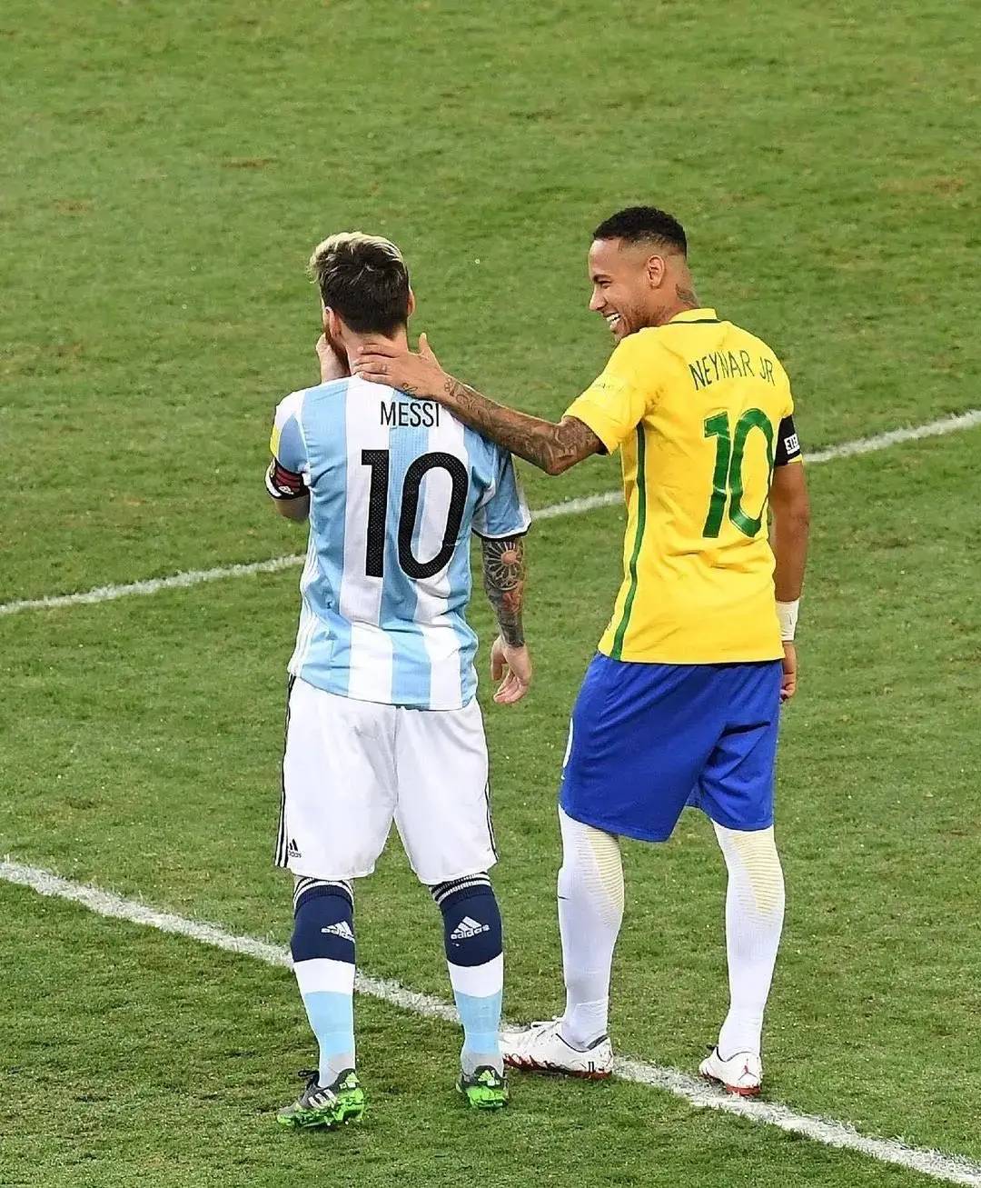 YABO-C罗巅峰对决，字母哥与80激战湖人分钟，高光表现胜负难料！的简单介绍